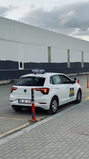 Eğitim aracı sınav alanında